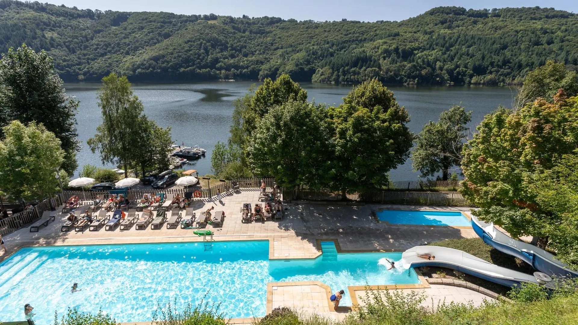 Camping La Source Therondels