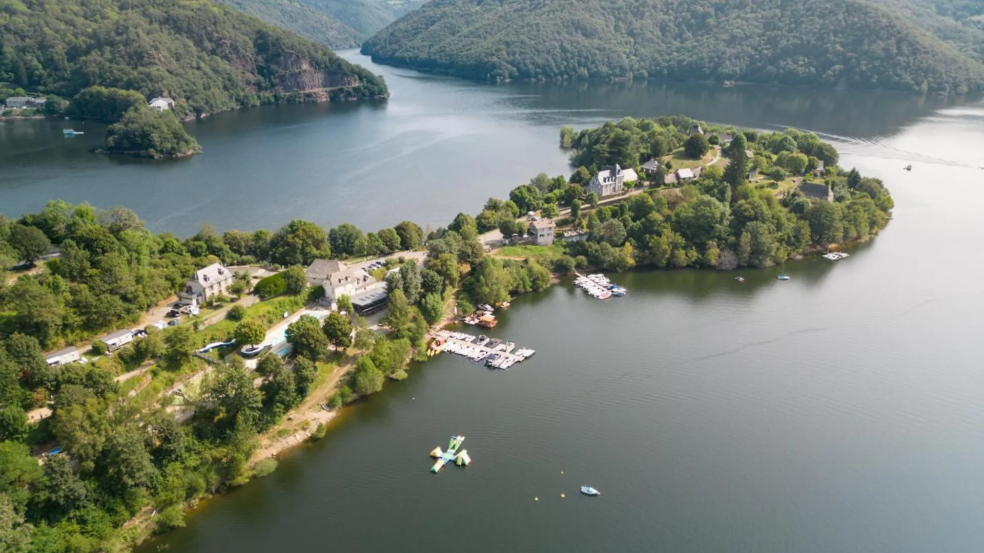 Camping La Source Therondels France