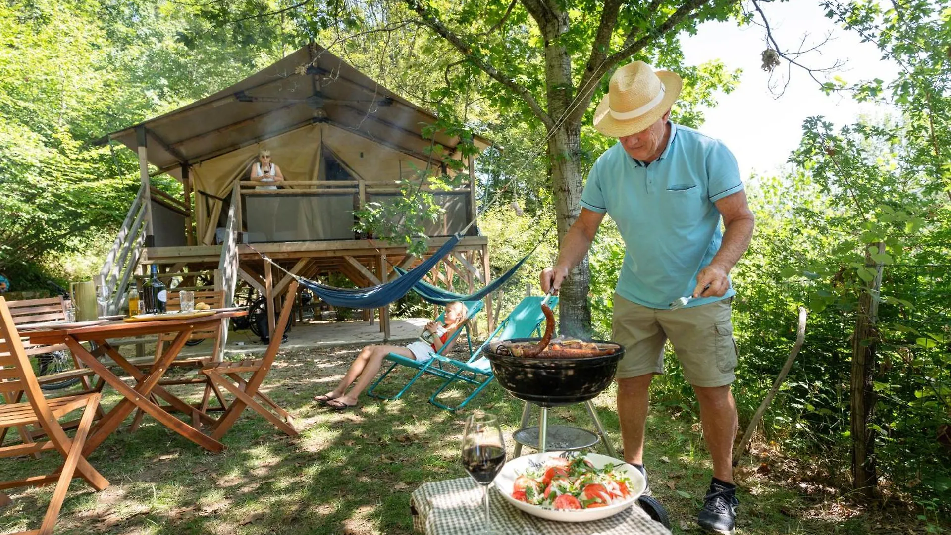 Camping La Source Therondels Campsite